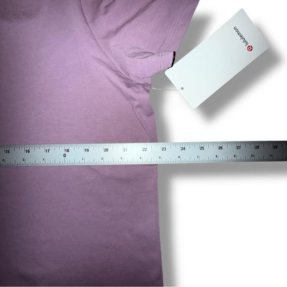NWT LULULEMON Love V-Neck - Size 14 Lavender Lux - Picture 12 of 13